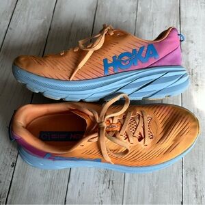 PREOWNED HOKA RINCON 3 WOMENS RUNNING SNEAKERS SIZE 8.5 B MOCK ORANGE CYCLAMEN